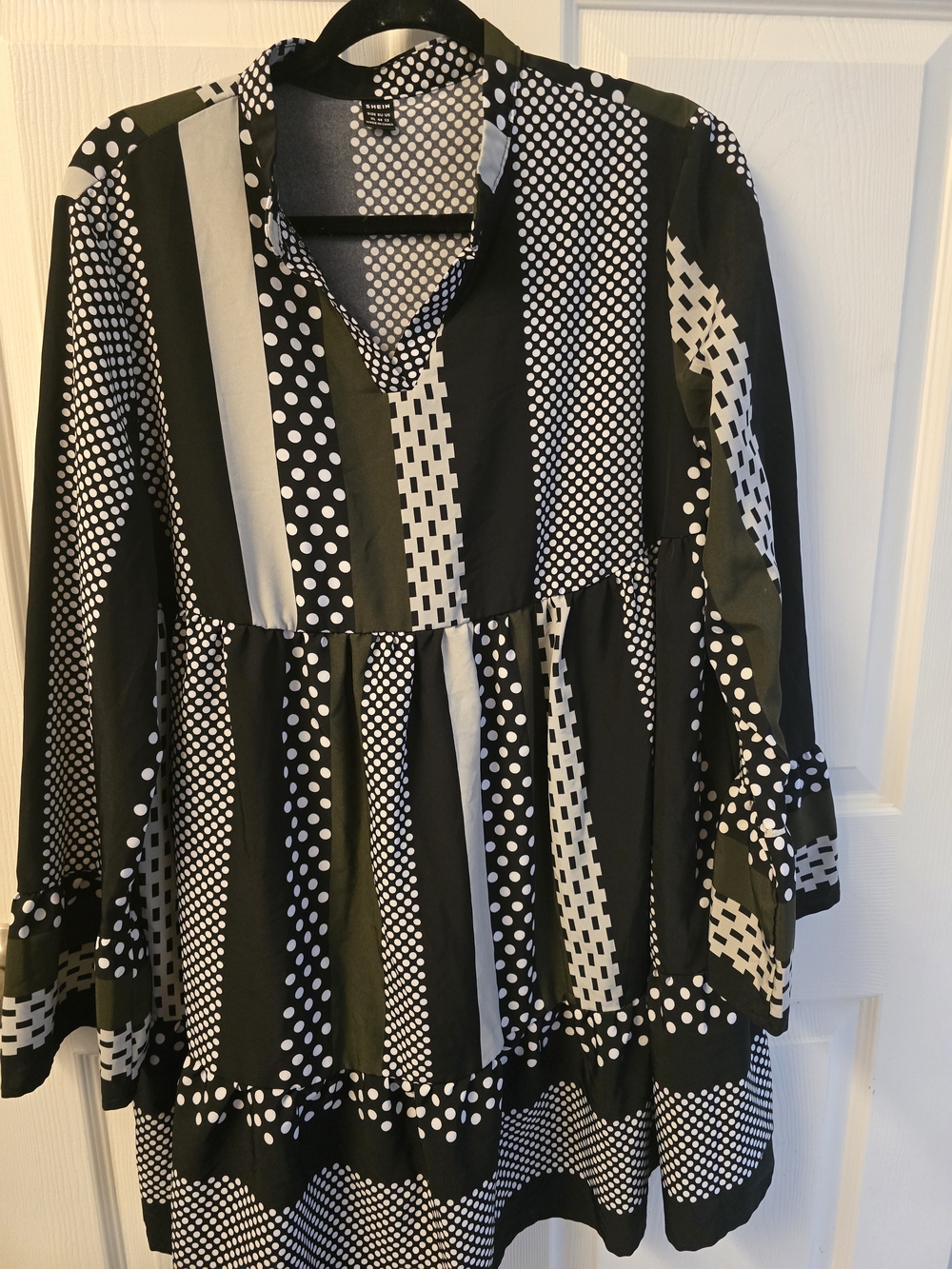 SHEIN Black & White Mixed-Print Long Sleeve Tunic